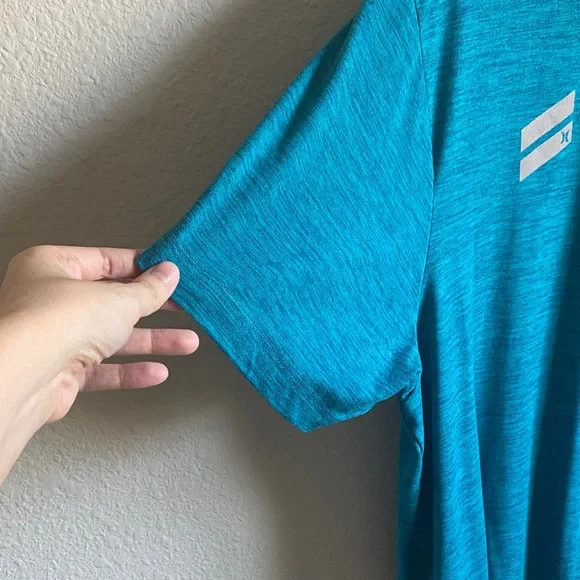 Men’s Hurley Teal Colored Short Sleeved Athletic Shirt (NWOT) - Picture 4 of 11